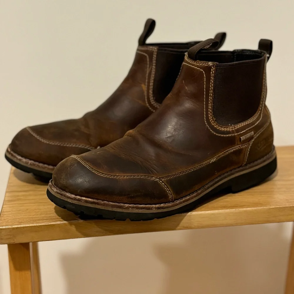 REDHEAD BOOTS   SZ 11. RUSSET BONE-DRY MEMBRANE